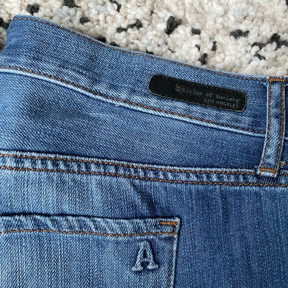 Articles of Society Distressed Boyfriend Jeans - Picture 3 of 4